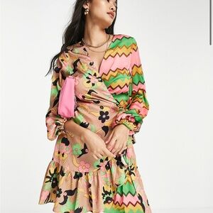 Never Fully Dressed Sorbet Zig Zag Wrap clash print mini dress Women Size 6